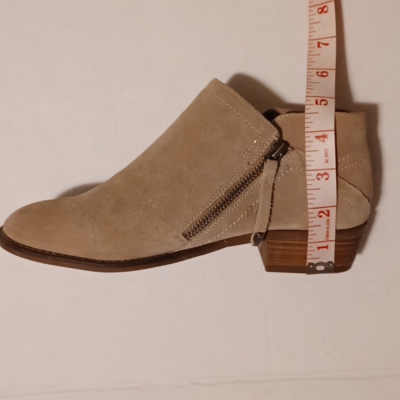 dolce vita Women's Faux Suede Ankle Booties - Picture 6 of 9